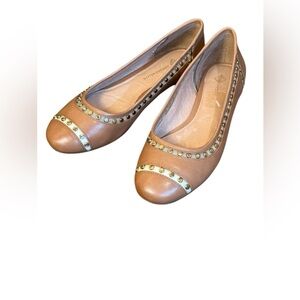 NWOB  Antonio Melani Studded Tan Leather Cap Toe Ballet Flats Ladies Size 8.5